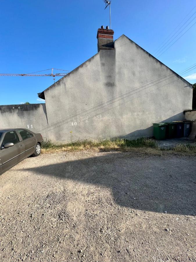 Bel Appartement Lumineux 35M2, Bord De Loire Saint-Jean-le-Blanc المظهر الخارجي الصورة